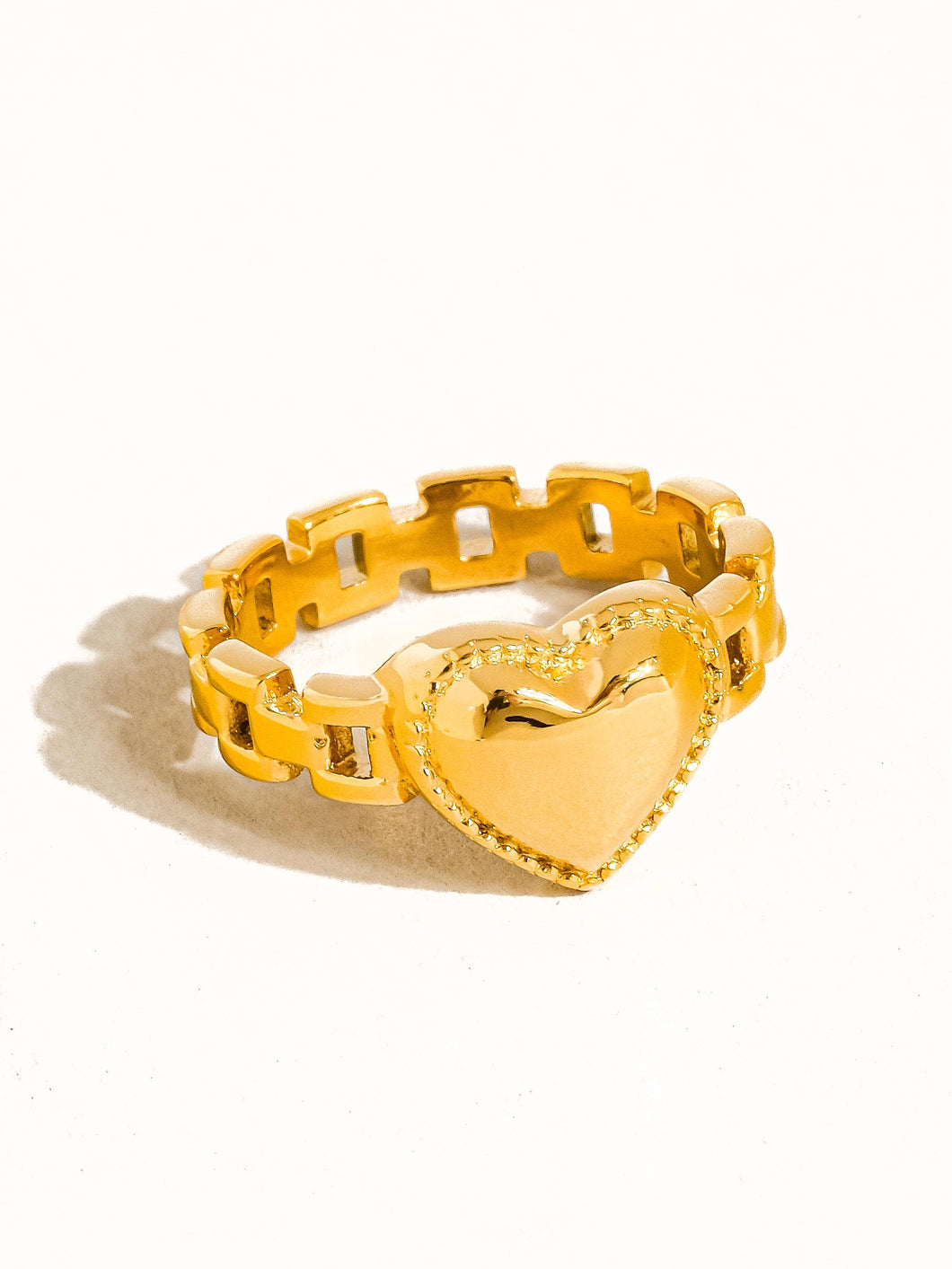 Lucy Ring