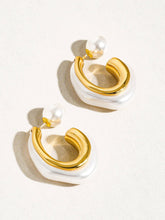 Load image into Gallery viewer, Aurelia Pearl Earrings
