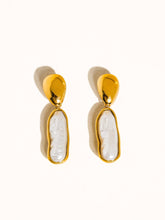 Load image into Gallery viewer, Marée Earrings
